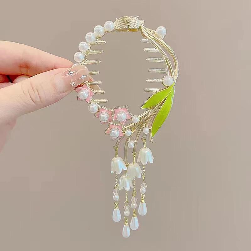 Women's Chinese-Style Alloy-Resin Bling Butterfly Hair Clip with Tassel Holders, Elegant Bun Claw, Ponytail Holder, One Size for Engagement, Anniversary, Business Occasions