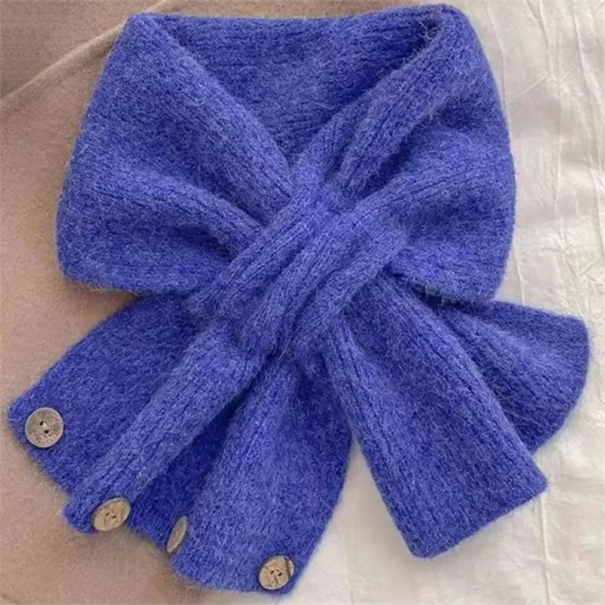 Soft and Skin-Friendly Short Scarf for Women, Cross-Knit Snood, Korean-Style Warm Button Scarf, Fashionable Faux Collar