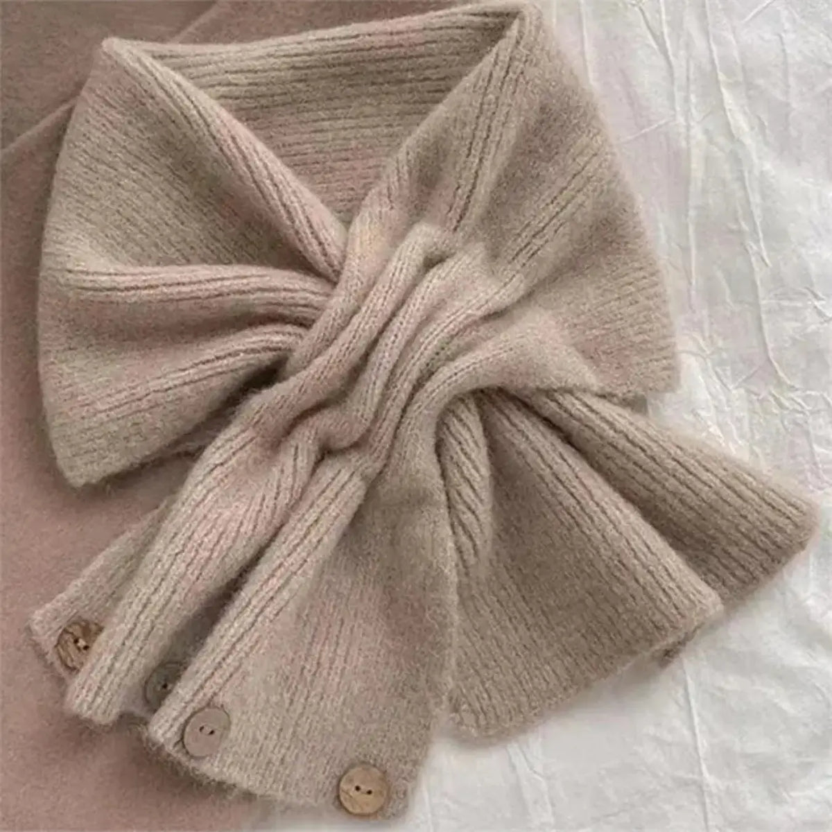 Soft and Skin-Friendly Short Scarf for Women, Cross-Knit Snood, Korean-Style Warm Button Scarf, Fashionable Faux Collar