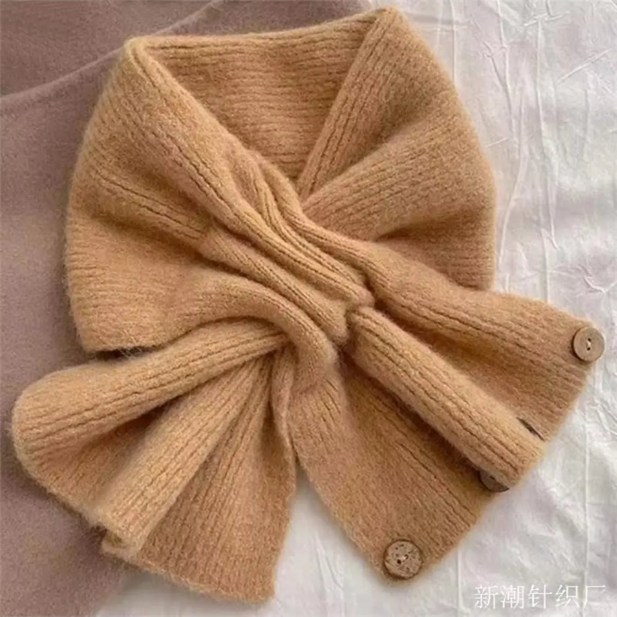 Soft and Skin-Friendly Short Scarf for Women, Cross-Knit Snood, Korean-Style Warm Button Scarf, Fashionable Faux Collar