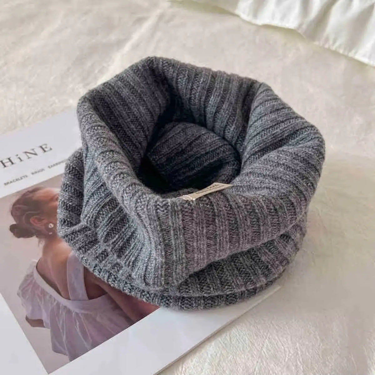 Autumn Winter Neck Warmer for Men and Women, Thickened Warm Knit Scarf, Fake Collar Design, Easy-To-Wear Headband Style