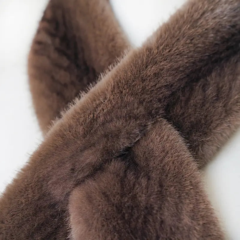 Faux Fur Tiny Scarf -Luxurious Skin-friendly Minimalistic Design for Stylish Outfits & Elegant Neckwear Portable