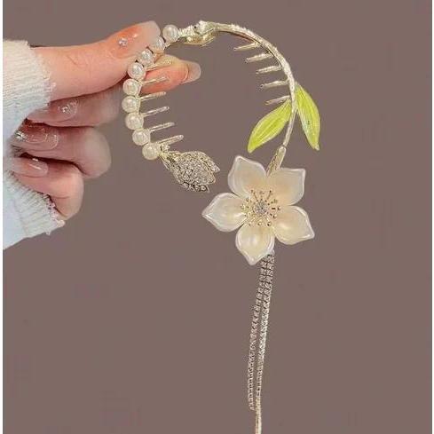 Women's Chinese-Style Alloy-Resin Bling Butterfly Hair Clip with Tassel Holders, Elegant Bun Claw, Ponytail Holder, One Size for Engagement, Anniversary, Business Occasions